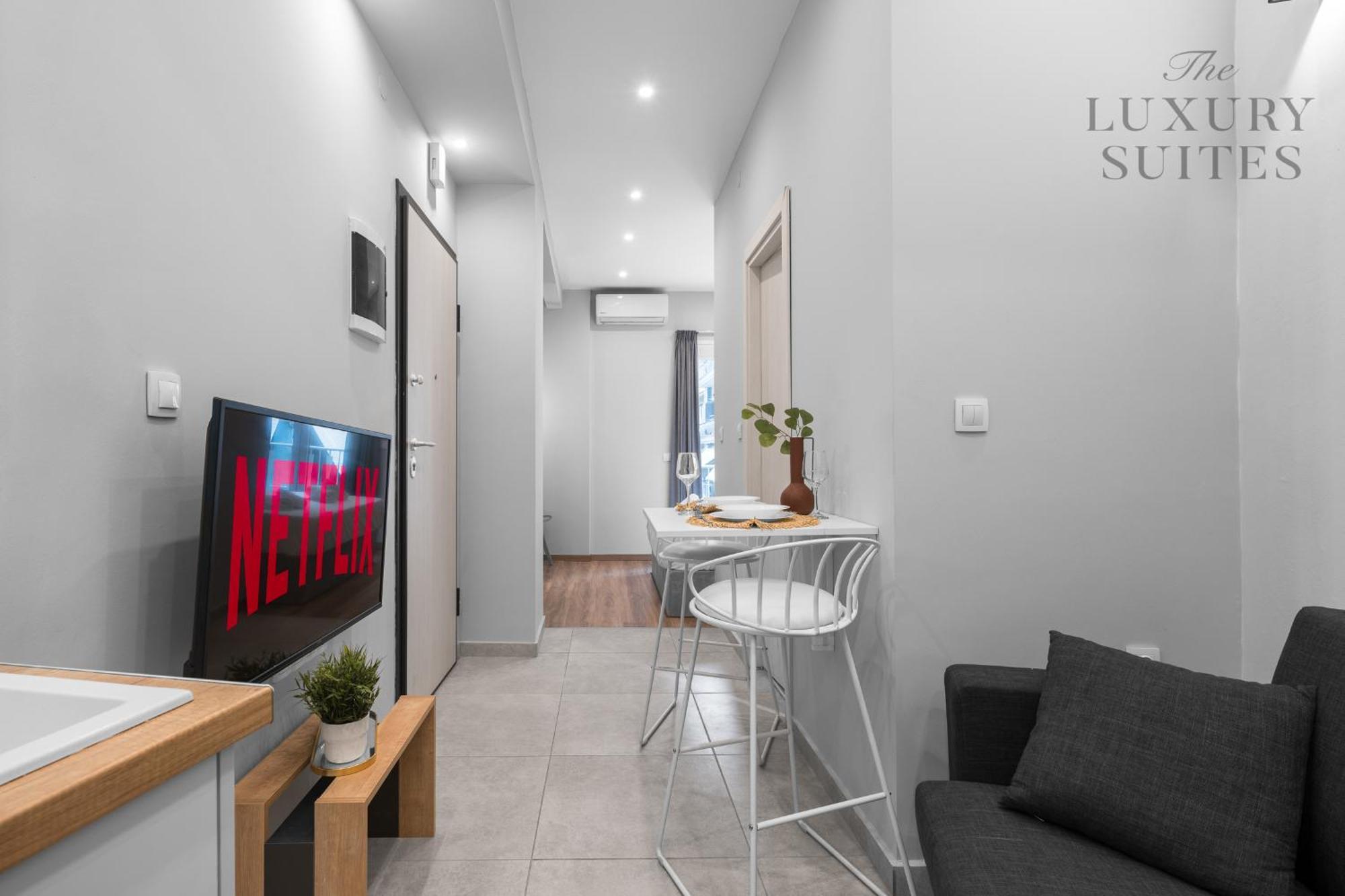 Mavili, The Luxury Suites Thessaloniki Exterior photo